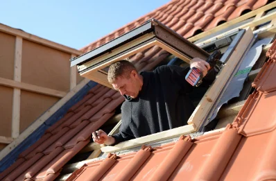 Pose de fenêtres de toit Velux à Simandres
